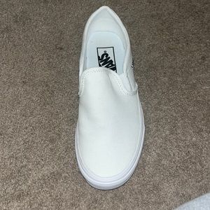 Worn like 2 times. I have a new pair that fit better.